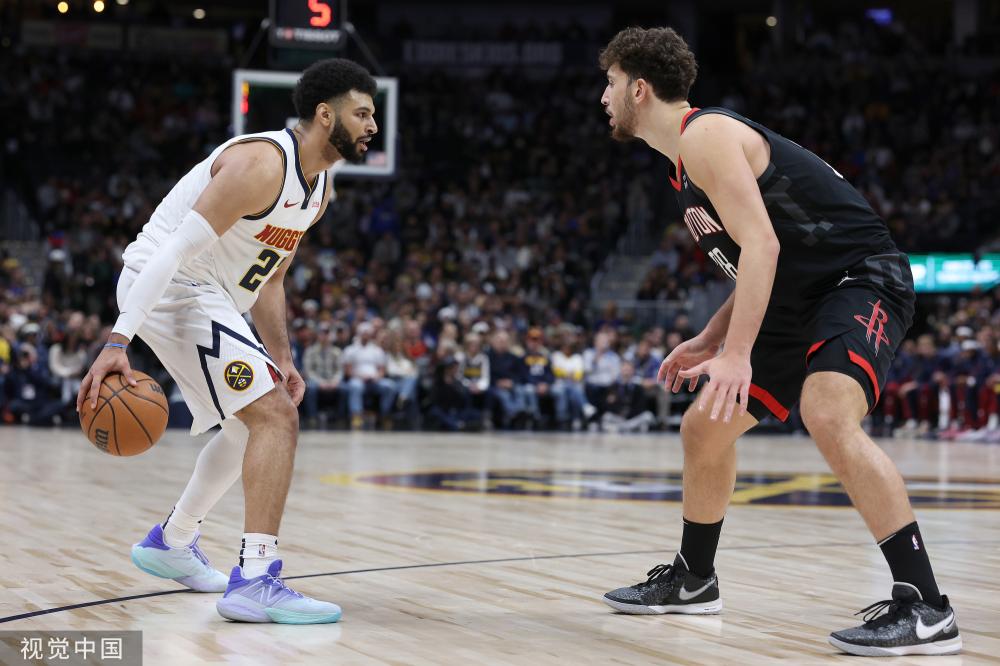 他在采访中 他在采访中