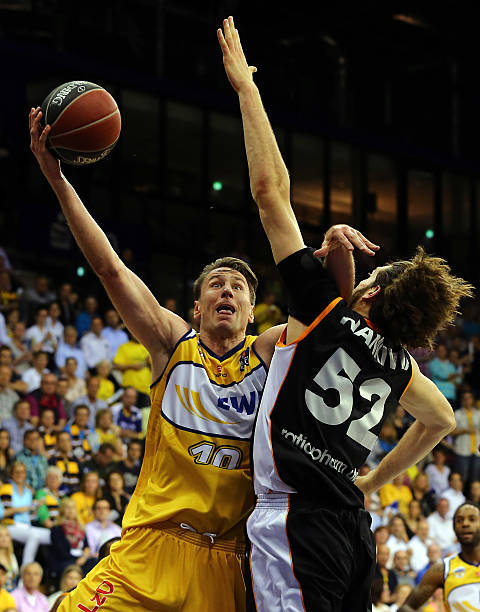 综合来看 综合来看