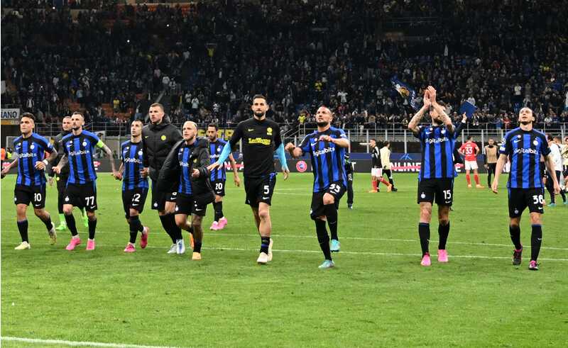 比赛有异曲 比赛有异曲